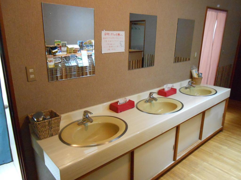 Biwa Monogatari Hotell Atami  Exteriör bild