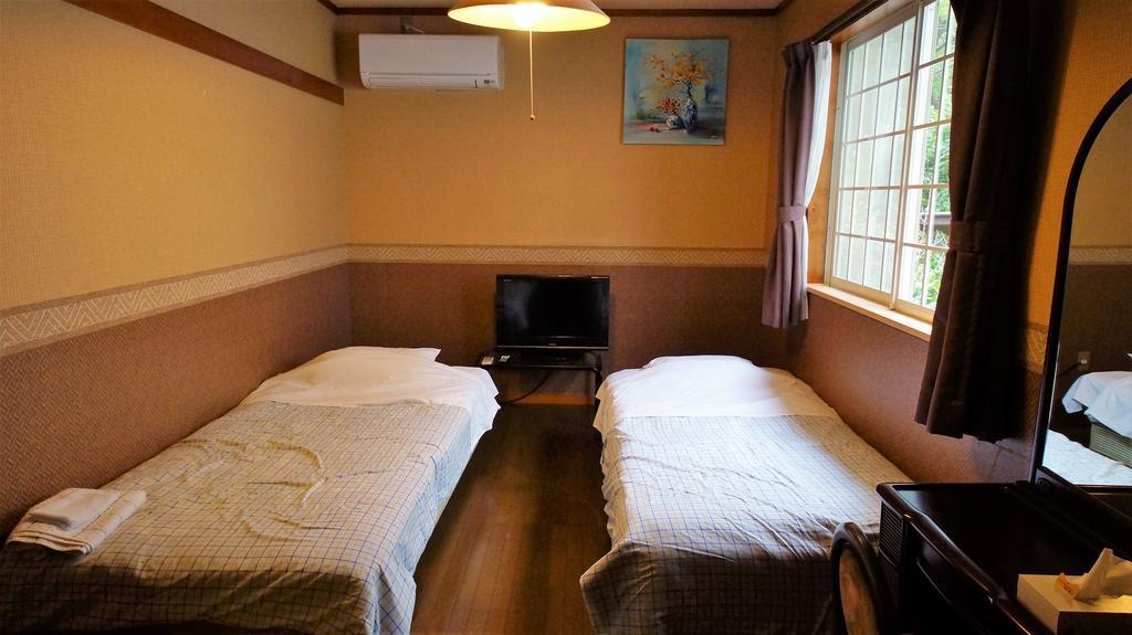 Biwa Monogatari Hotell Atami  Exteriör bild