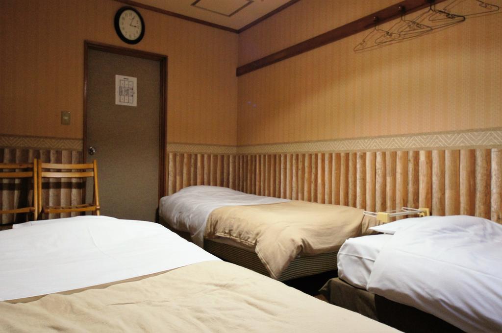 Biwa Monogatari Hotell Atami  Exteriör bild